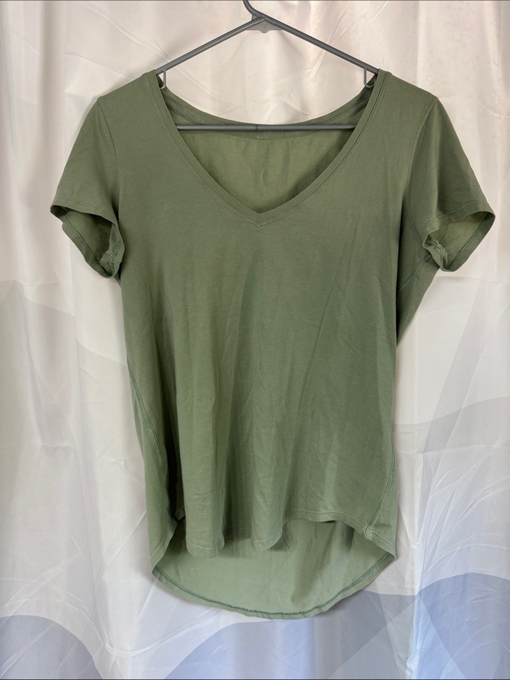 Lululemon Green V-Neck Short Sleve